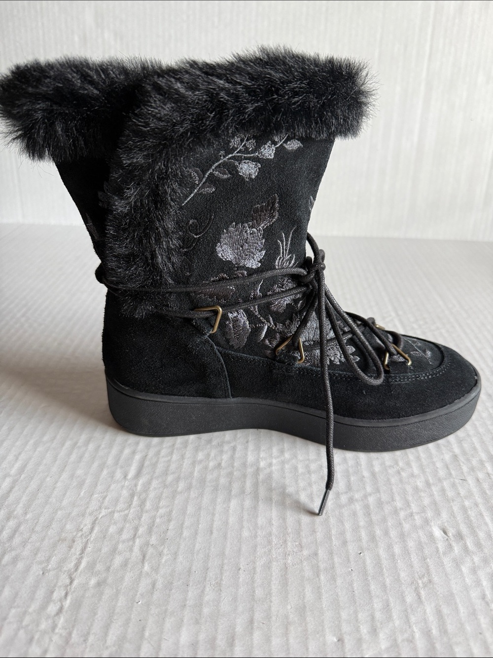 NWOT Johnny Was Freja Moon Boot In Black - Picture 5 of 13